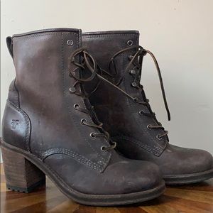 Frye Karen Combat boots